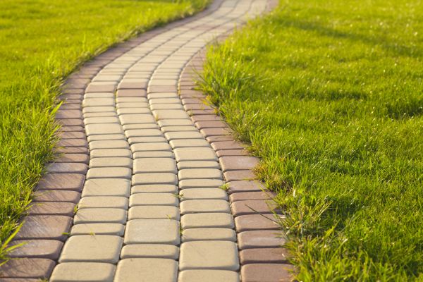 Sidewalk Brick Repair in Des Moines